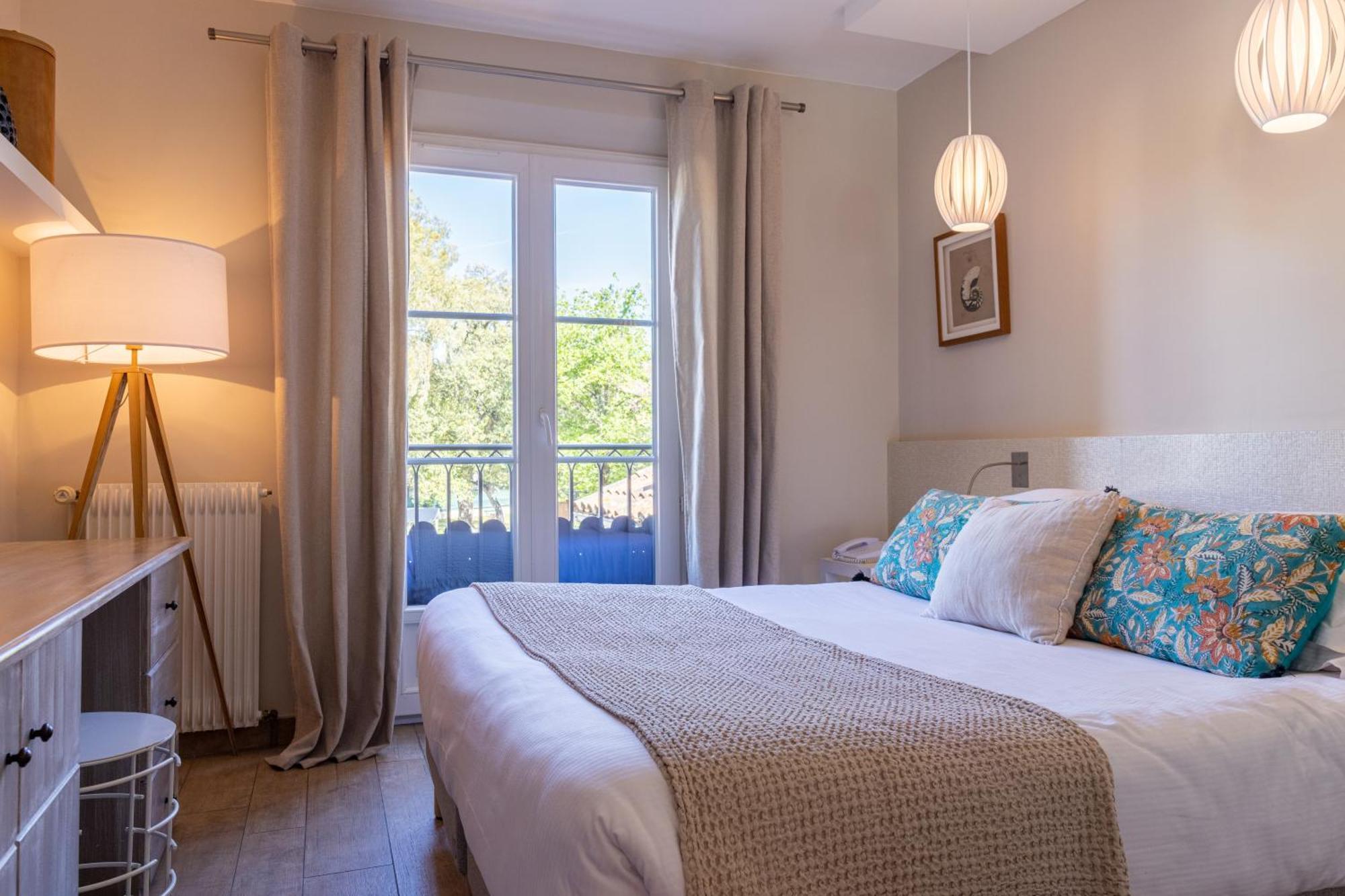 Hotel Des Lices サントロペ エクステリア 写真